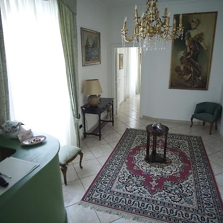 La Piccola Reggia Bed & Breakfast Касерта Екстериор снимка